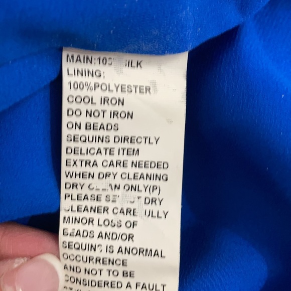 Be Seduced silk dress - Picture 5 of 6